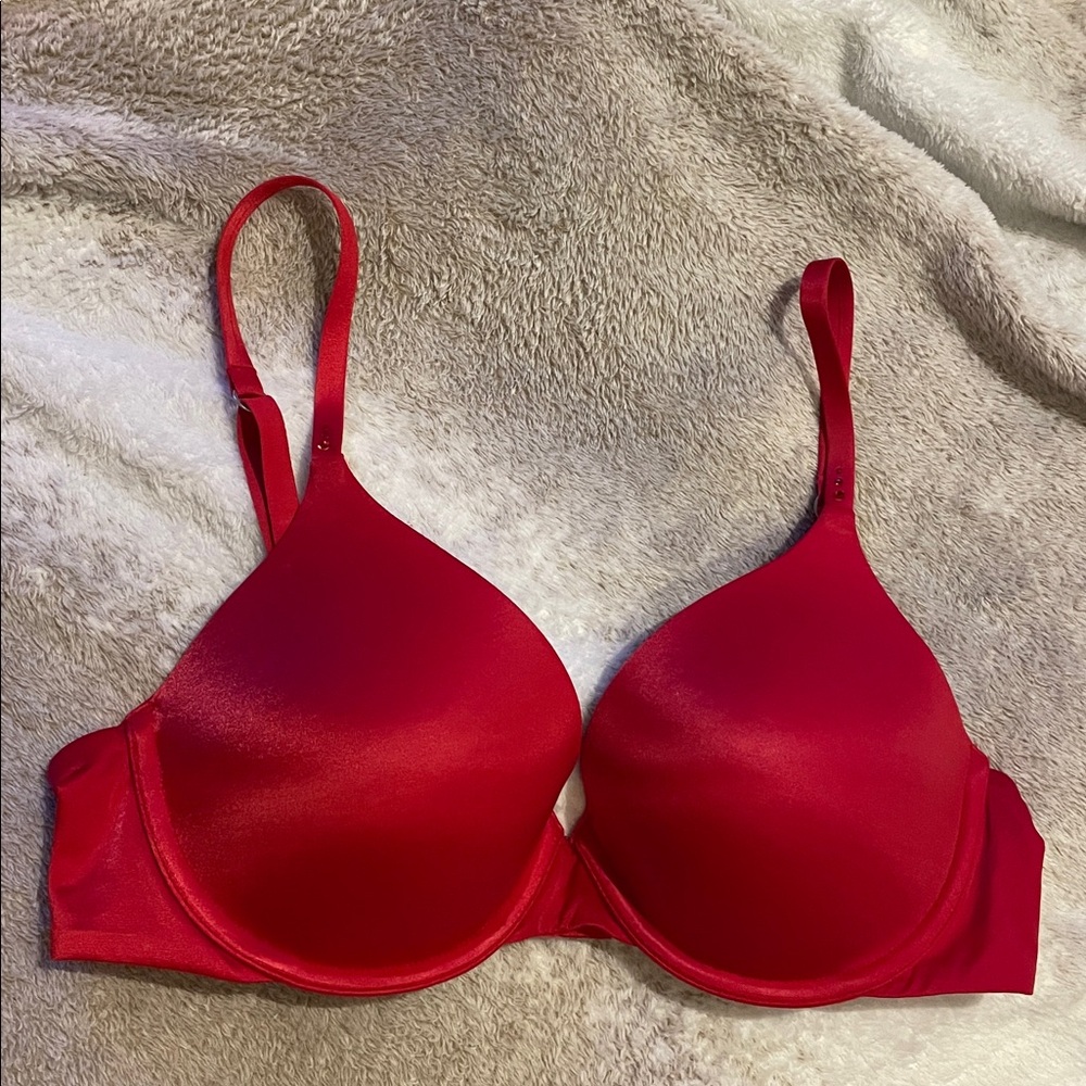 Victoria's Secret Red T-Shirt Bra